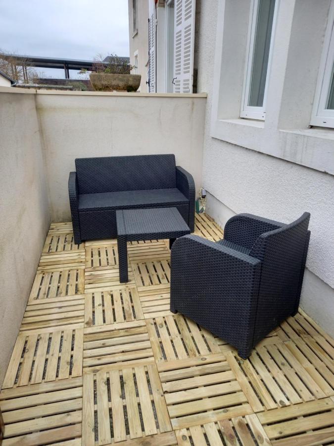 Studio avec terrasse en résidence calme à Dijon. Extérieur photo